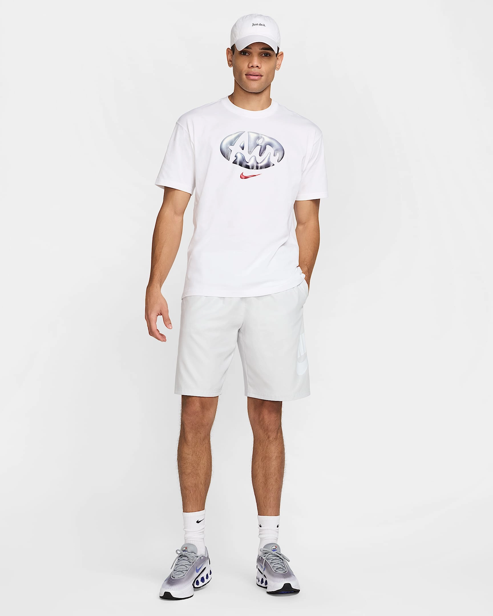 Nike Max 90 T-skjorte – Klassisk stil, komfortabelt og ikonisk for menn.